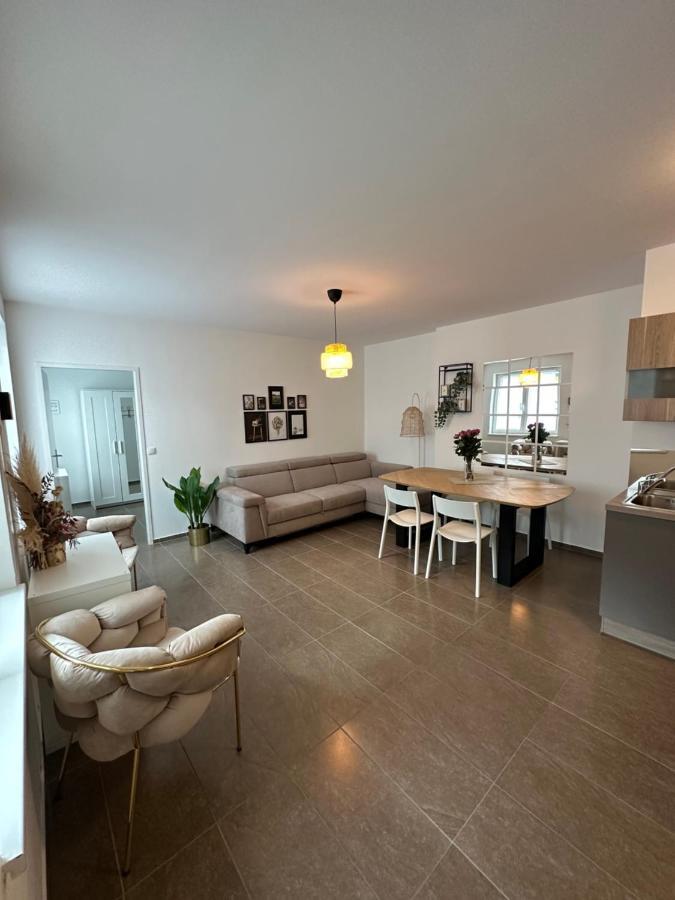 Modernes Haus Naehe Parndorf Bruck an der Leitha Exterior foto